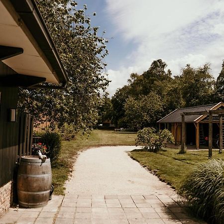 In De Tuin In Gees Villa Kültér fotó
